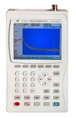 AV4022便携式射频频谱分析仪